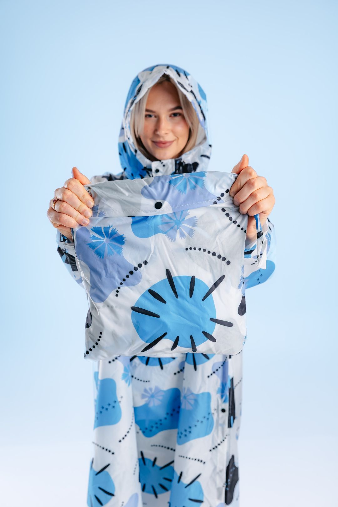 RAINCOAT, WHITE ABSTRACT