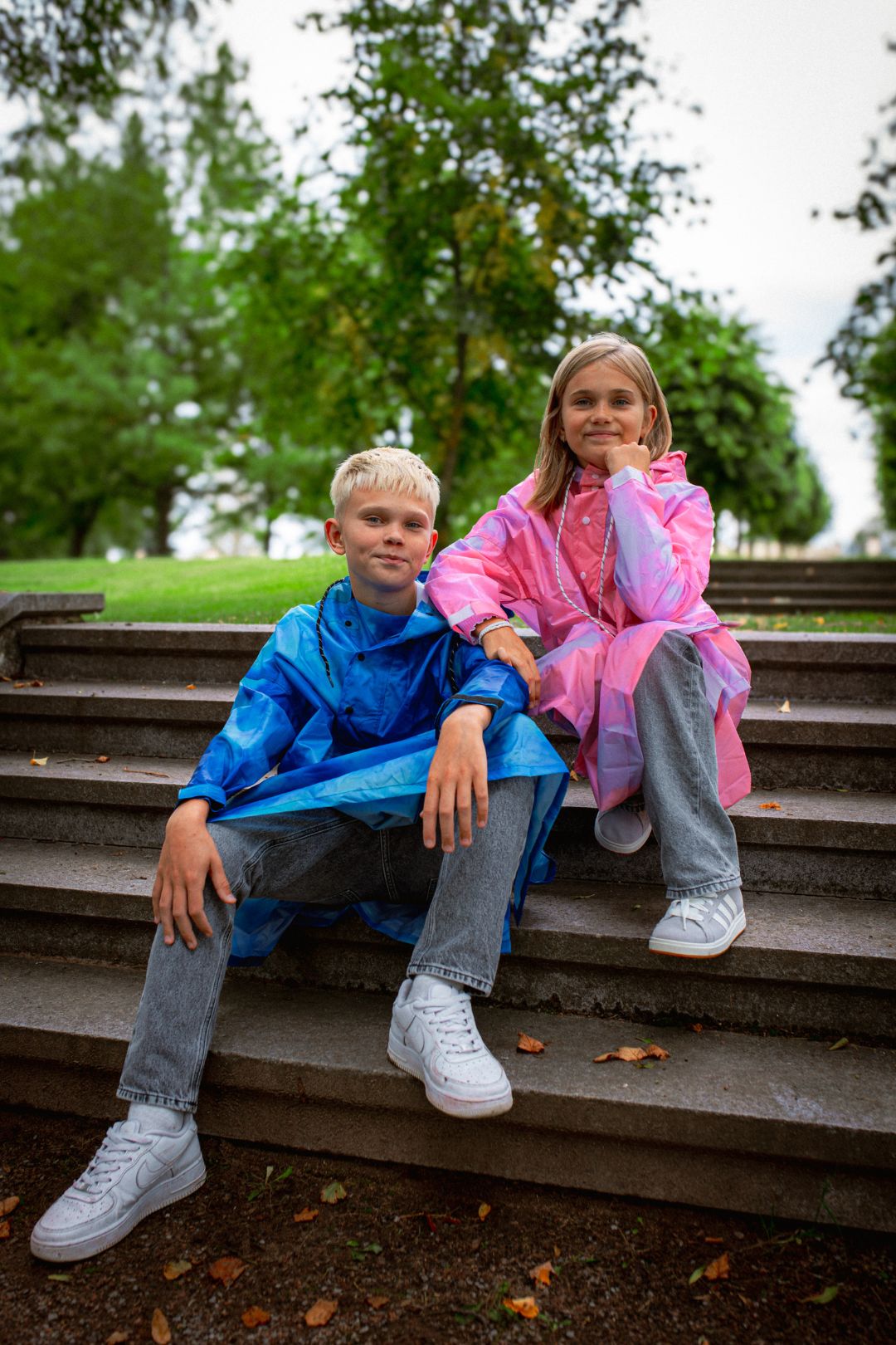 NEW! KIDS RAINCOAT, BLUE