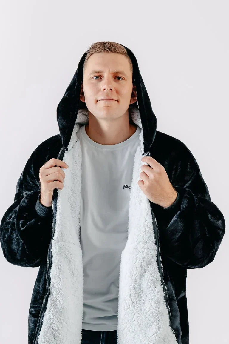 Black Mõnnakas (with zipper)