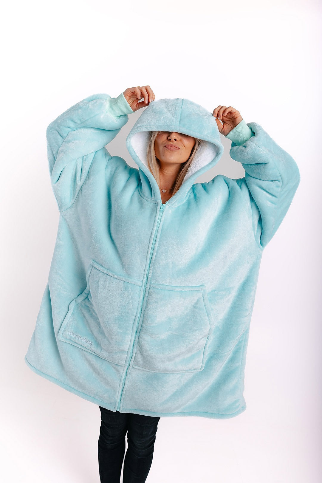 Minty Mõnnakas (with zipper)